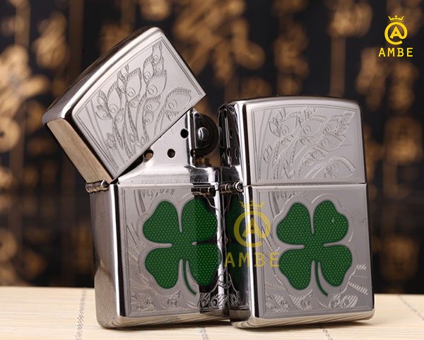 Bật lửa Zippo 24699 cỏ 4 lá may mắn
