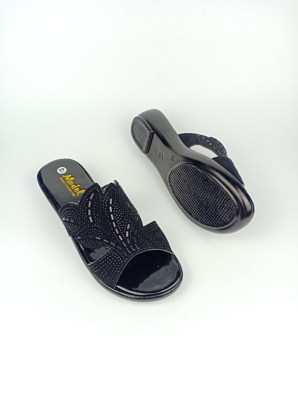 DÉP CHO BÀ, CHO MẸ ĐUÔI PHỤNG CÓ SIZE LỚN 40-43