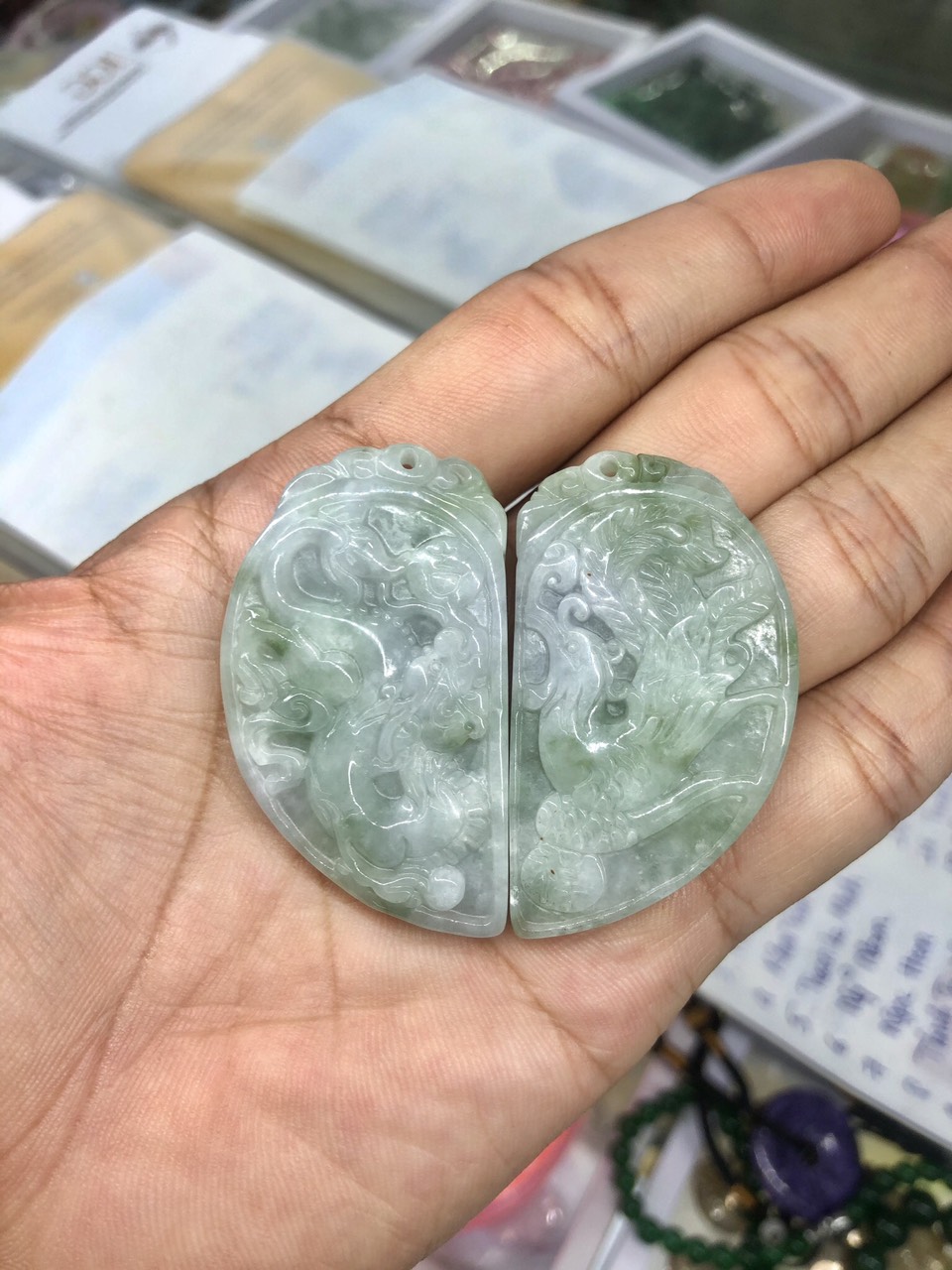 Mặt dây chuyền Rồng phụng phong thủy đá ngọc phỉ thúy