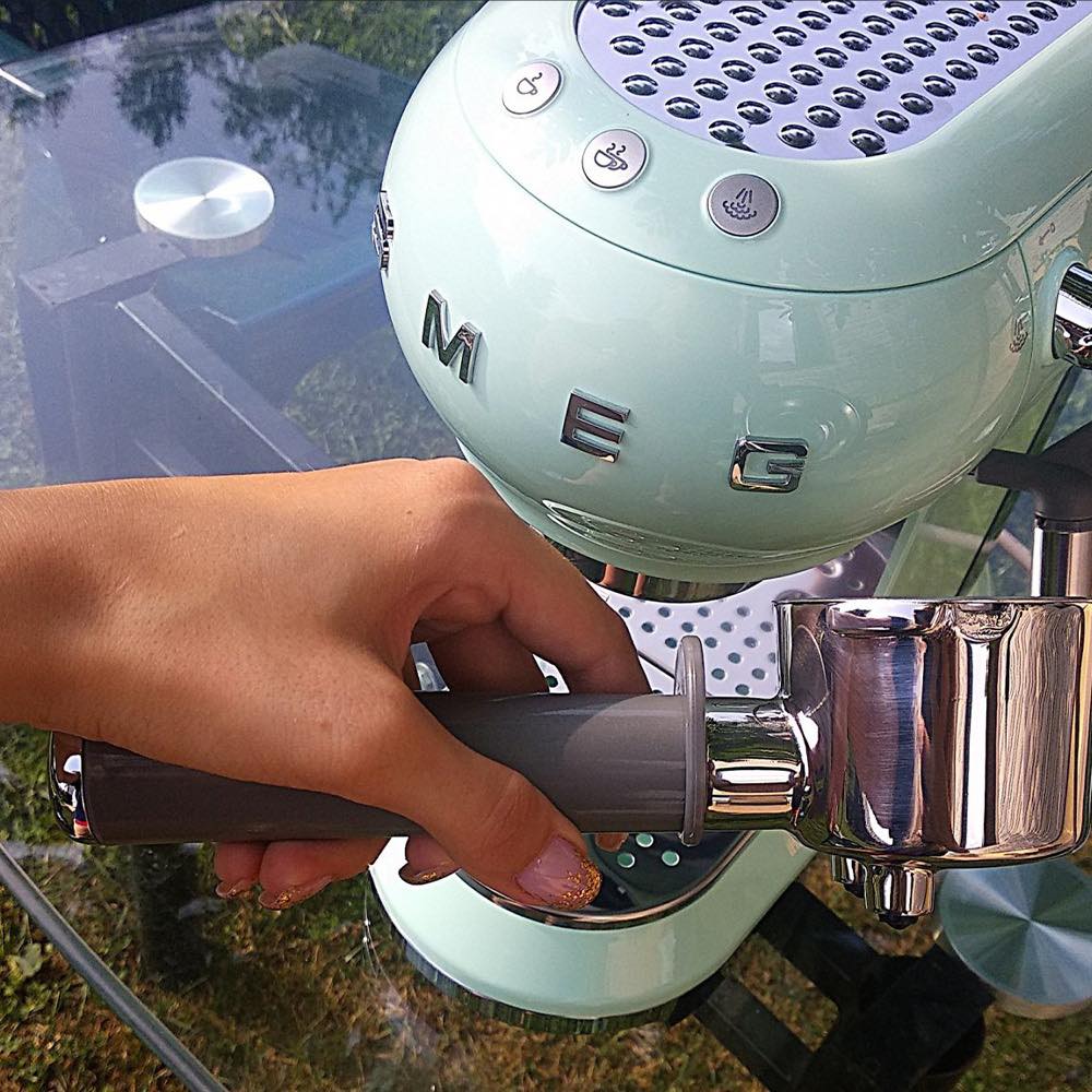 [Trả góp 0%][Hàng nội địa Đức]  MÁY PHA CAFE CAO CẤP SMEG ECF01 (hồng)