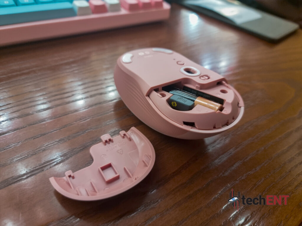 Chuột Không dây Bluetooth + Wireless Logi Signature M650_ĐEN