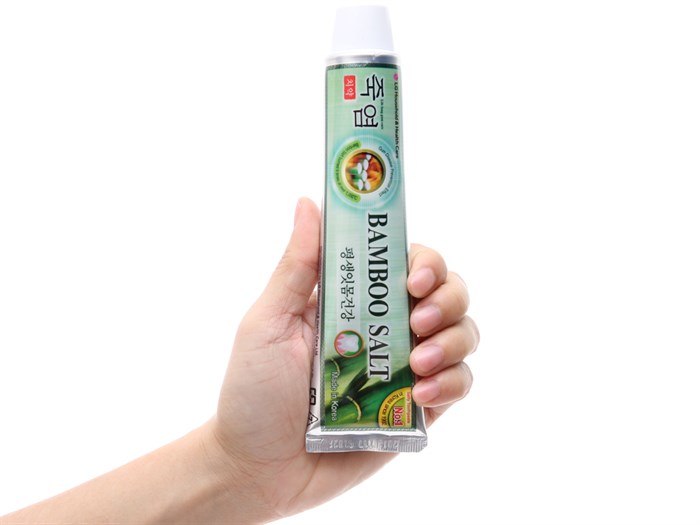 Kem đánh răng muối tre Bamboo Salt 140g