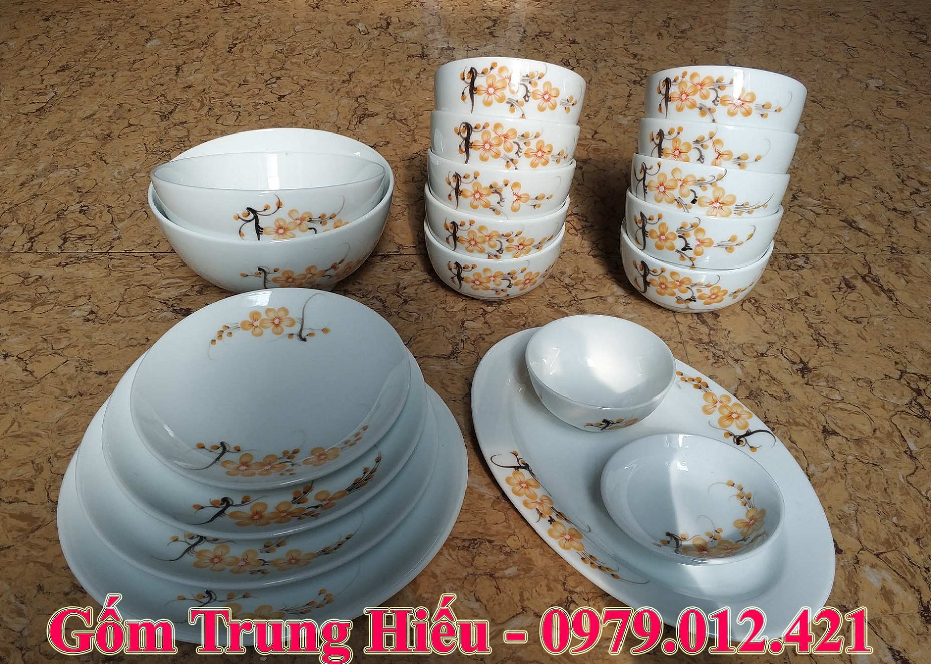 Bộ bát đĩa mai vàng Bát Tràng cao cấp