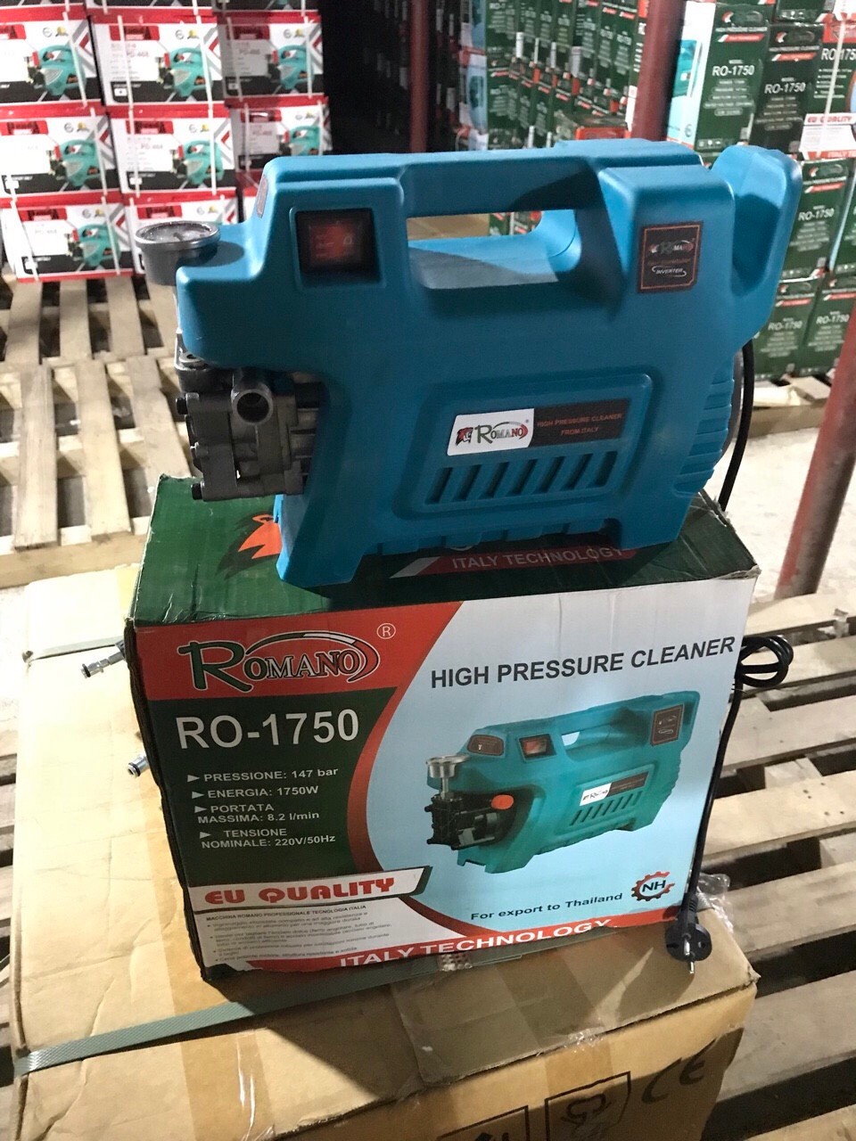Máy Rửa Xe 1750W Romano RO-1750