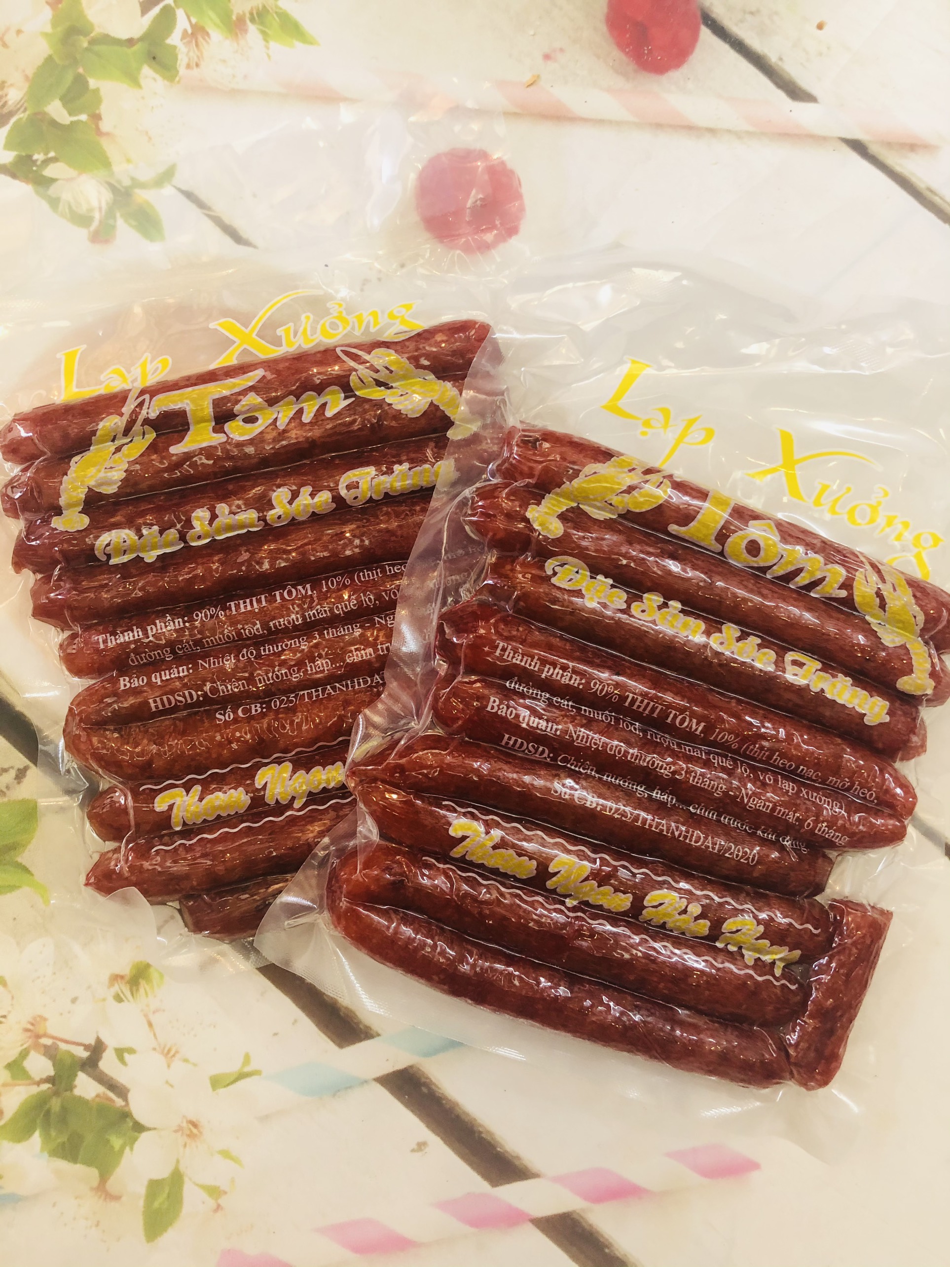 Gói lạp xưởng tôm
