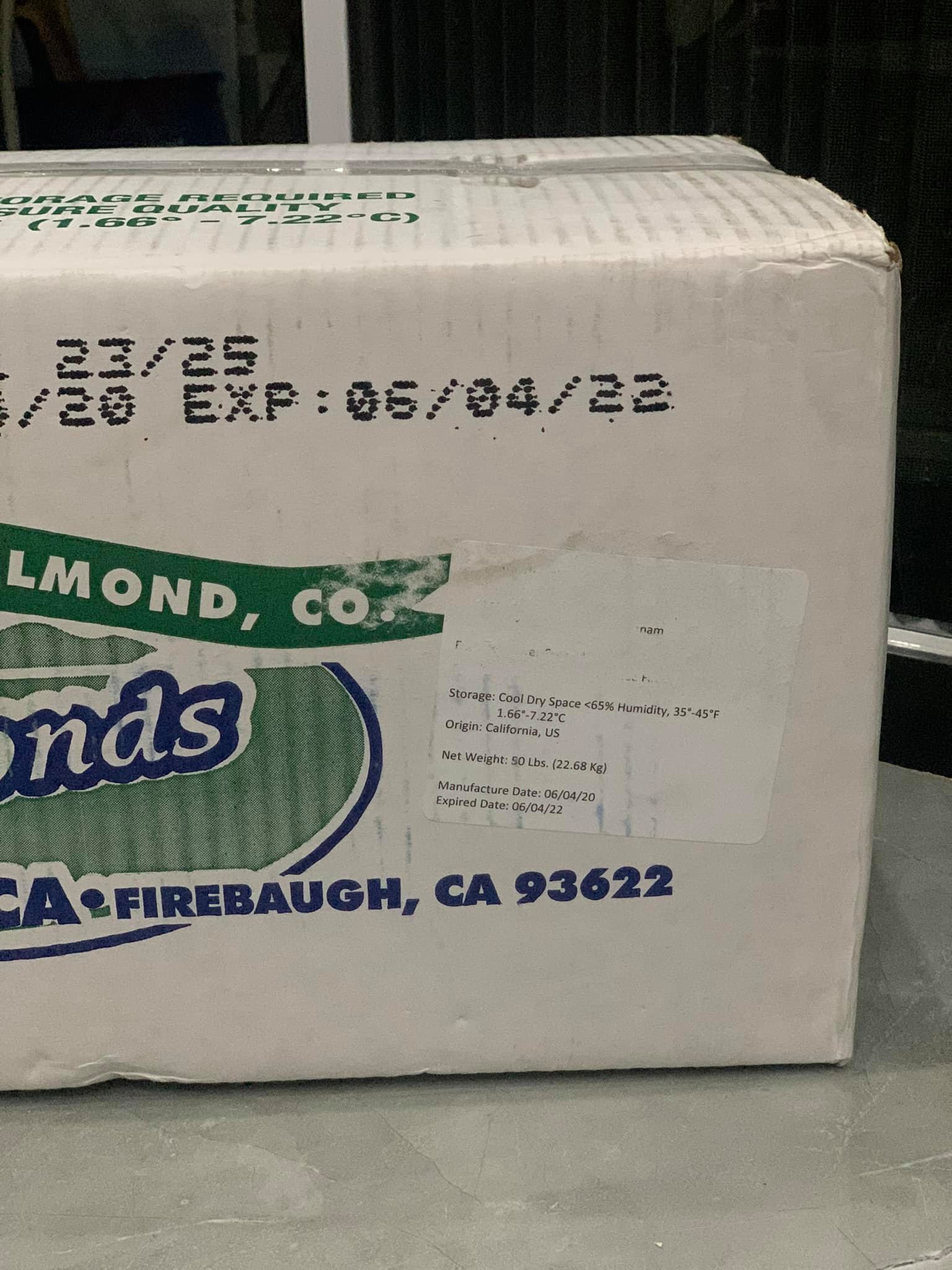 Hạt hạnh nhân Mỹ Almonds (Nhập khẩu nguyên thùng) 1kg