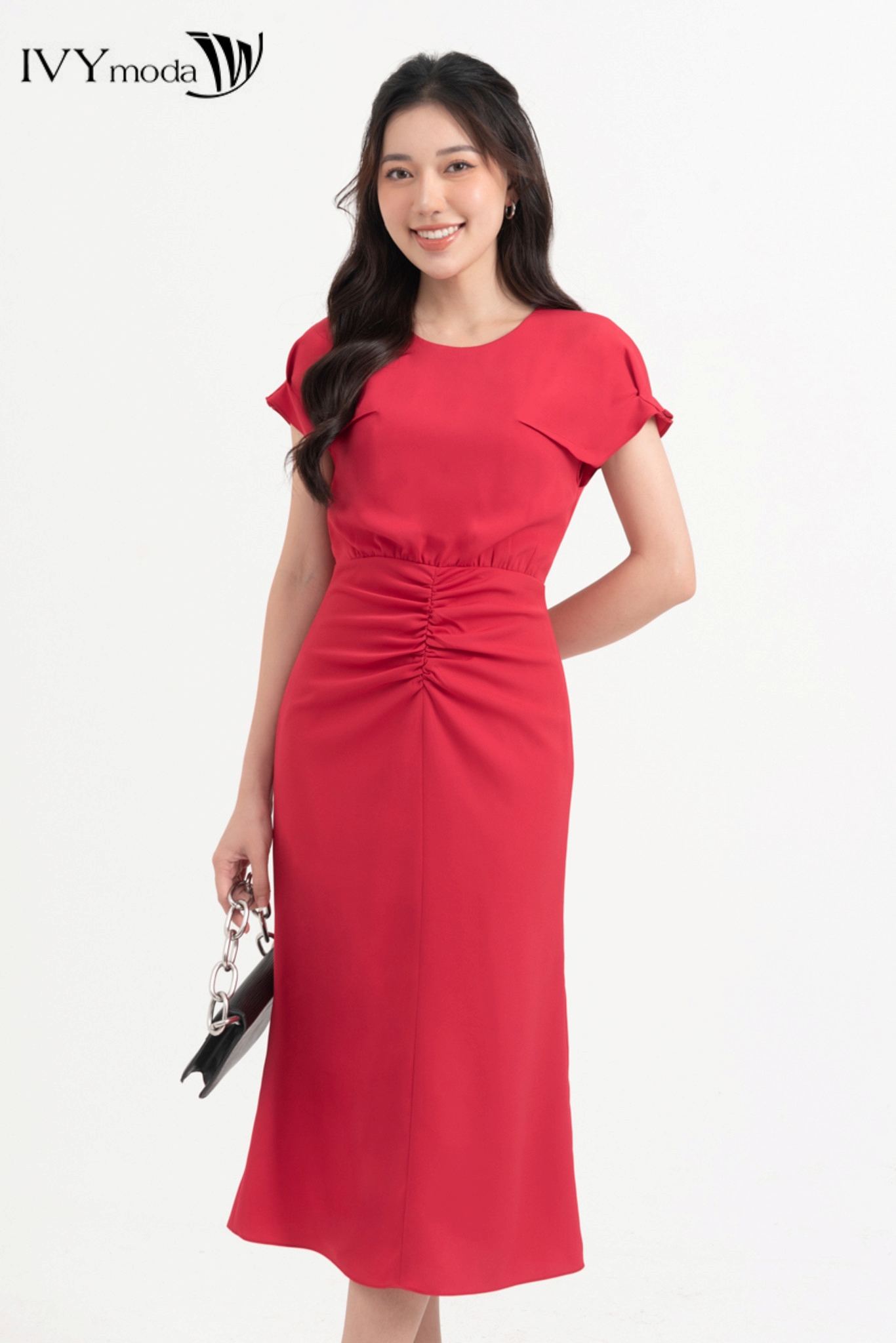 Đầm ôm xếp nhúm IVY moda MS 48M8316