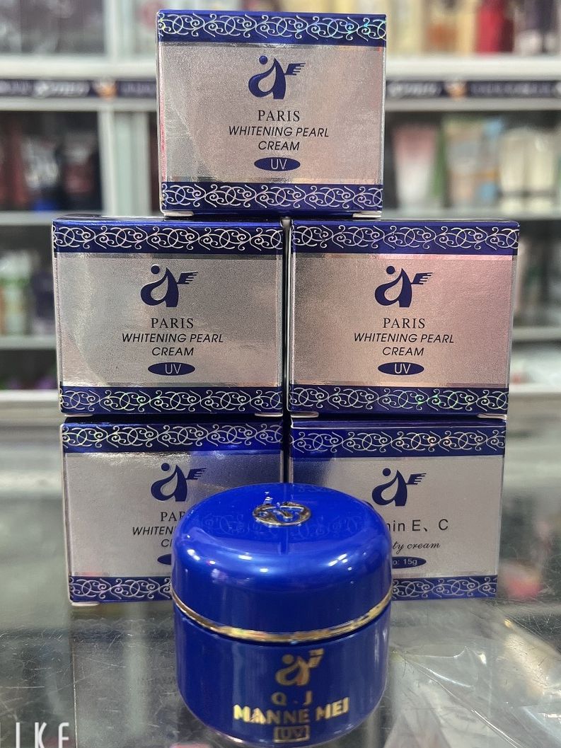 Kem dưỡng trắng da Vitamin E, C MANNE MEI 15GR