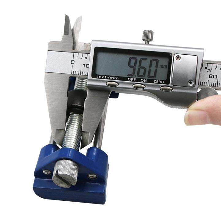 Cữ định góc mài lưỡi bào lưỡi đục