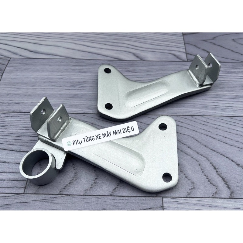 Pad gác chân sau satria 2003-2006 sắt hàng đẹp