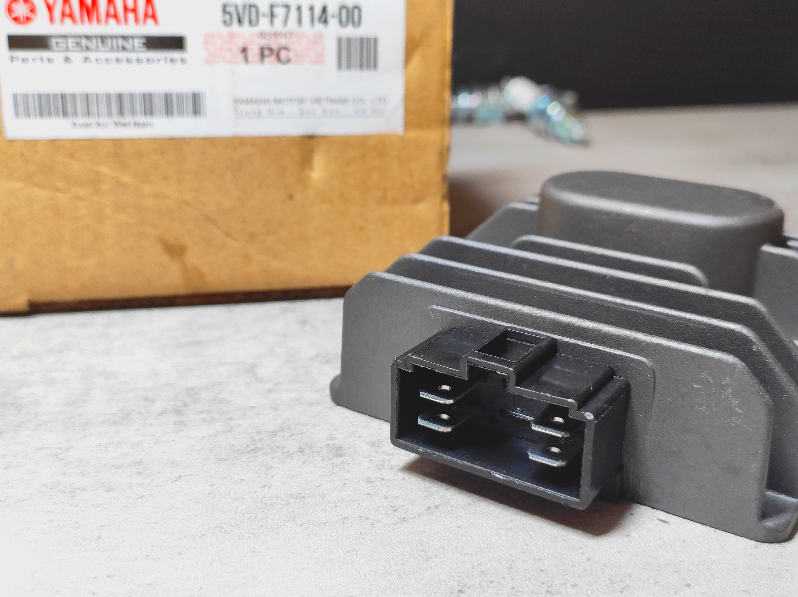 Sạc xe máy Yamaha Exciter loại 1