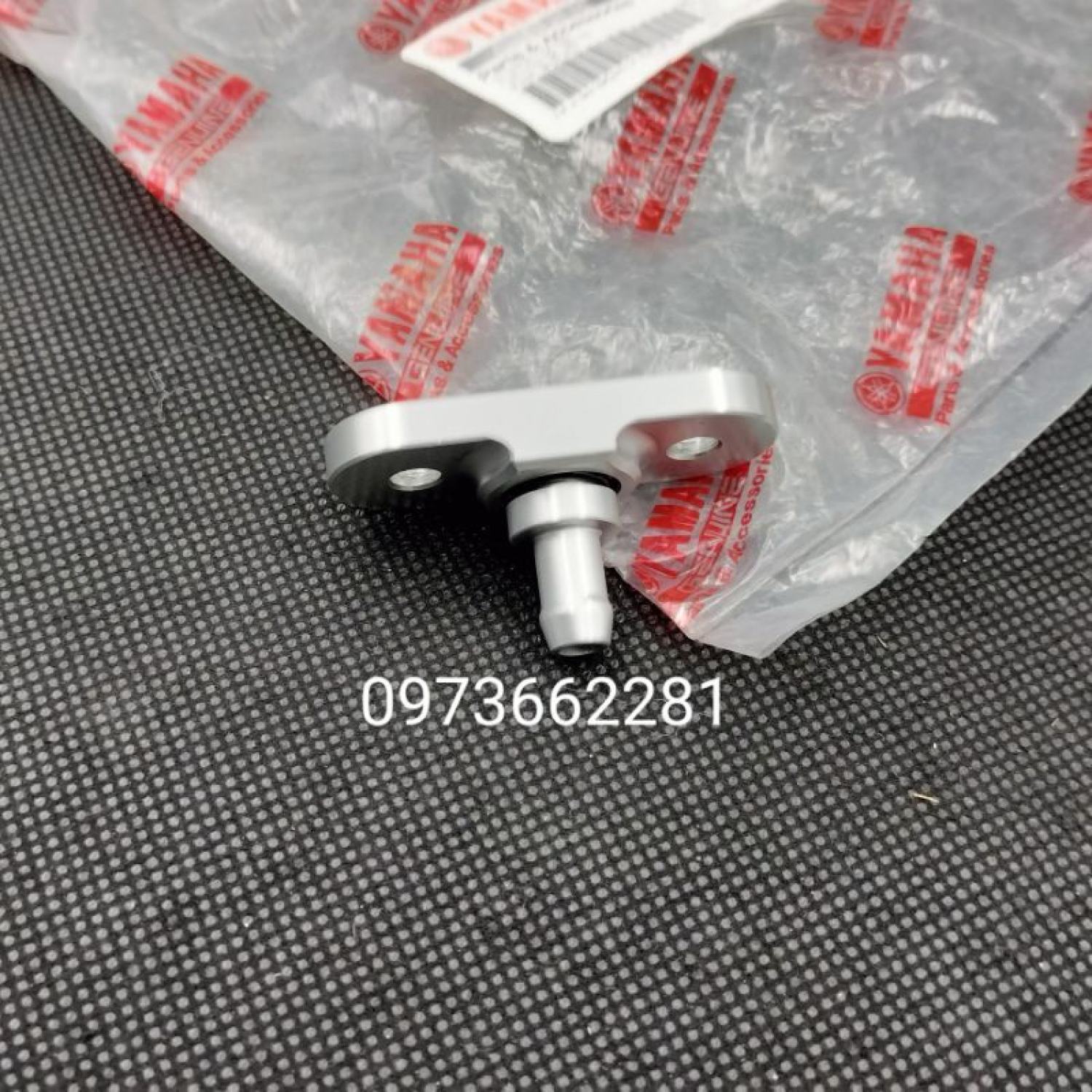 Van, gắn thùng dẫn ống xăng trực tiếp xe exciter 135 2006-2014
