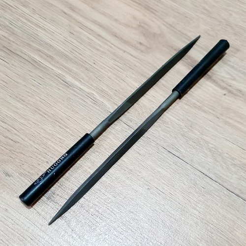 Bộ 2 Dũa Kim Loại Đầu Tam Giác Đều 5x180mm Dũa Chất Liệu Hợp Kim Chuyên Dụng Bền Bỉ Cứng Cáp