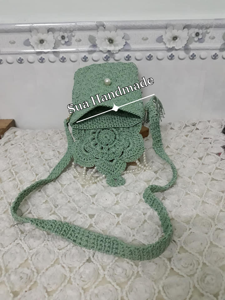 túi đeo chéo đựng điện thoiạ tiện dụng