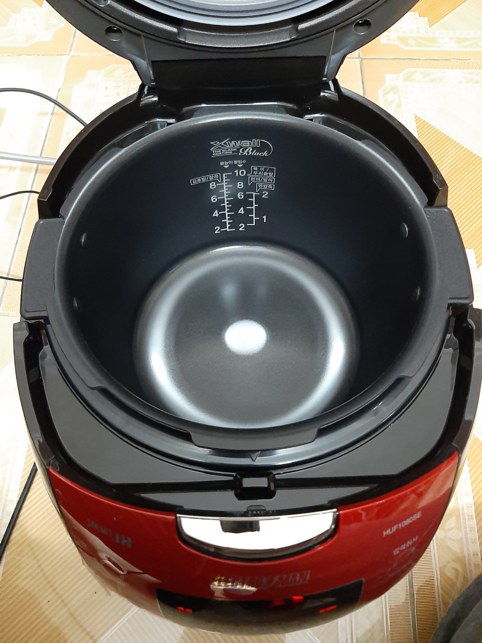 ồi cơm điện cao tần CUCKOO CRP-HUF1080SE 1.8L (Bản Nội địa cao cấp)