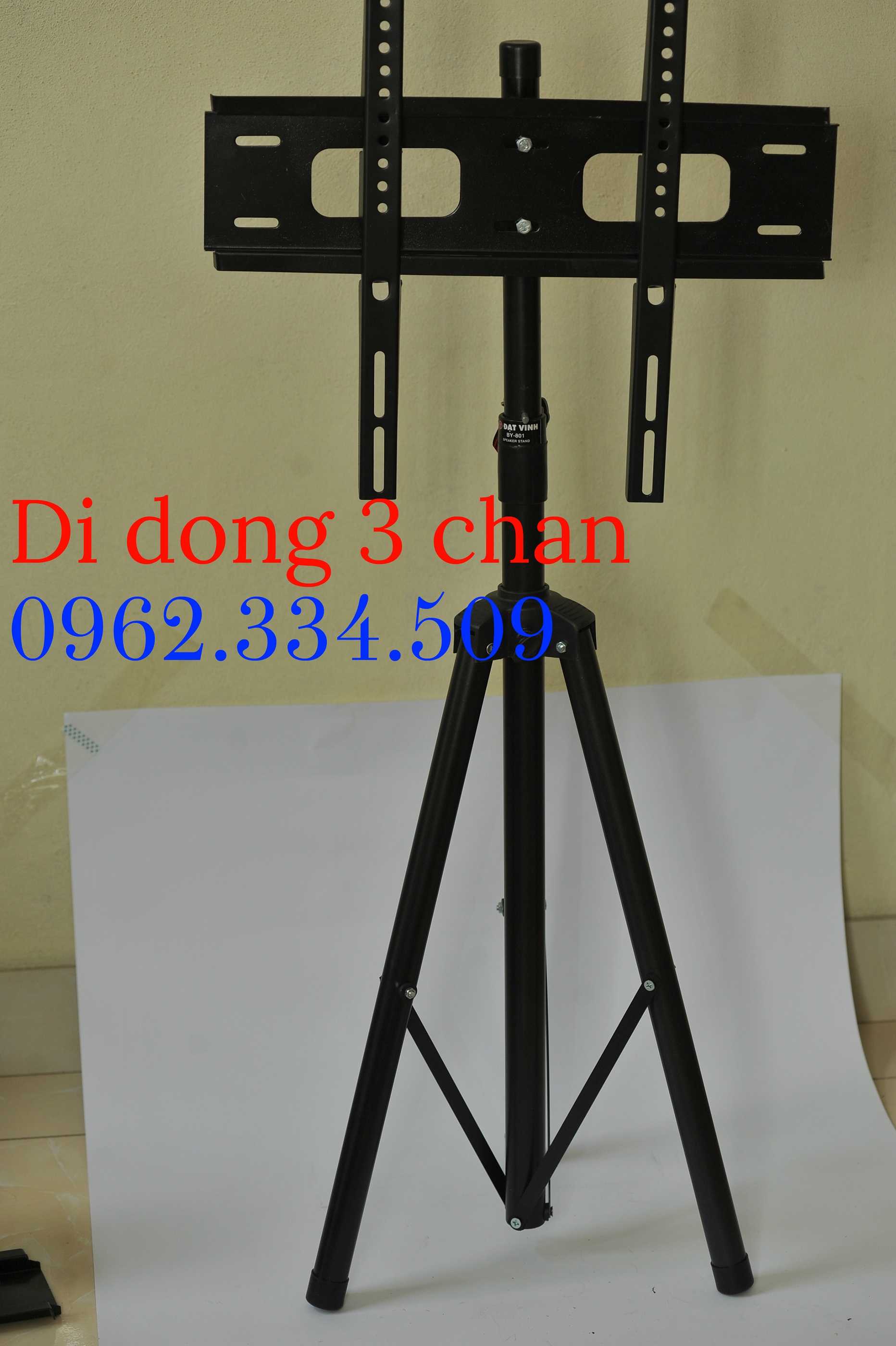 Giá treo tivi di động HT1