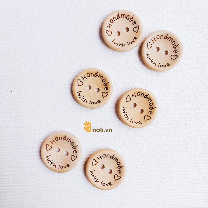 Cúc Gỗ Handmade With Love (Gói 10 cái)