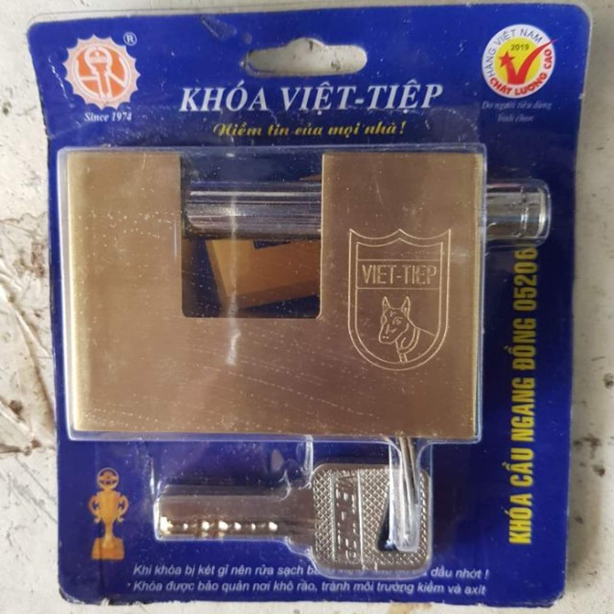 Khóa cầu ngang đồng việt tiệp 05206