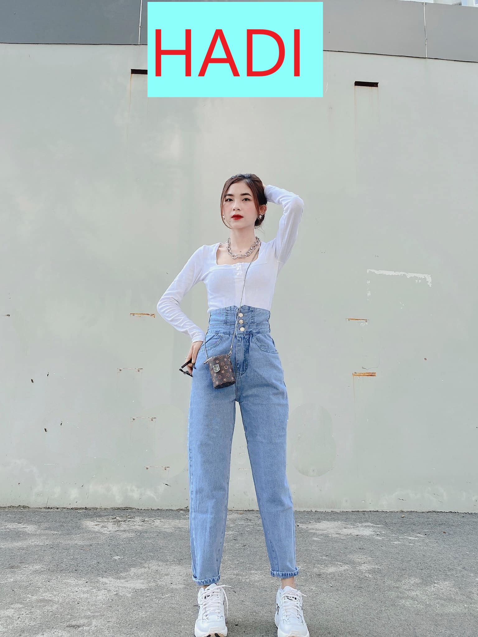 QUẦN BAGGY JEAN NỮ LƯNG CAO 3 NÚT VẠT CHÉO SAU LƯNG CAO XỊN SÒ MÀU XANH NHẠT LAI CUỐN CAO CẤP HADI CHẤT VẢI DÀY DẶN, THỜI TRANG CUỐN HÚT MỌI ÁNH NHÌN-TM202