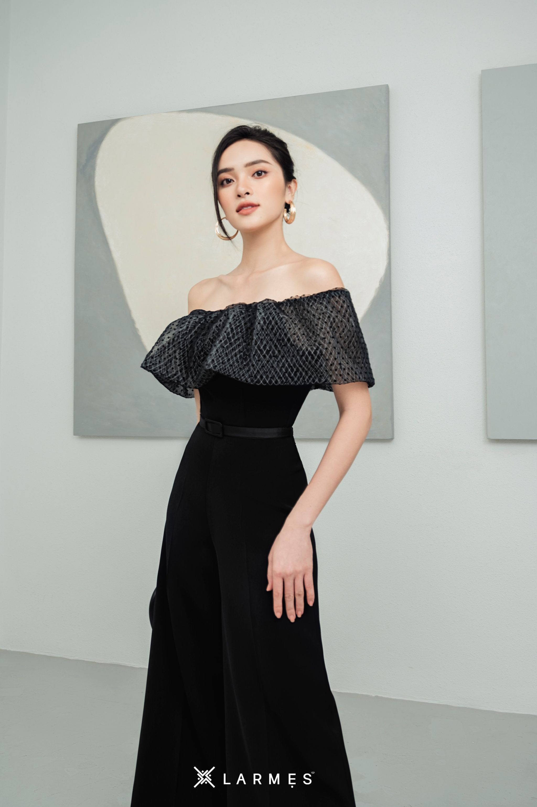 LARMES - Jumpsuit trễ vai Darius