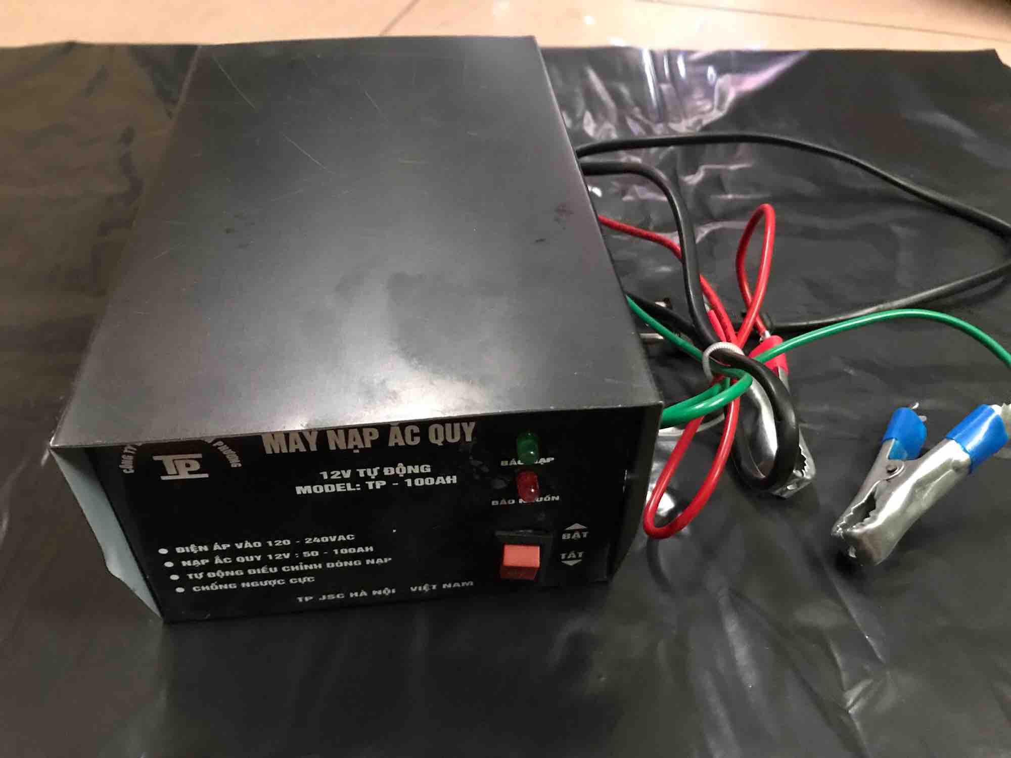 Máy sạc ắc quy tự động 12v . 50ah-100ah