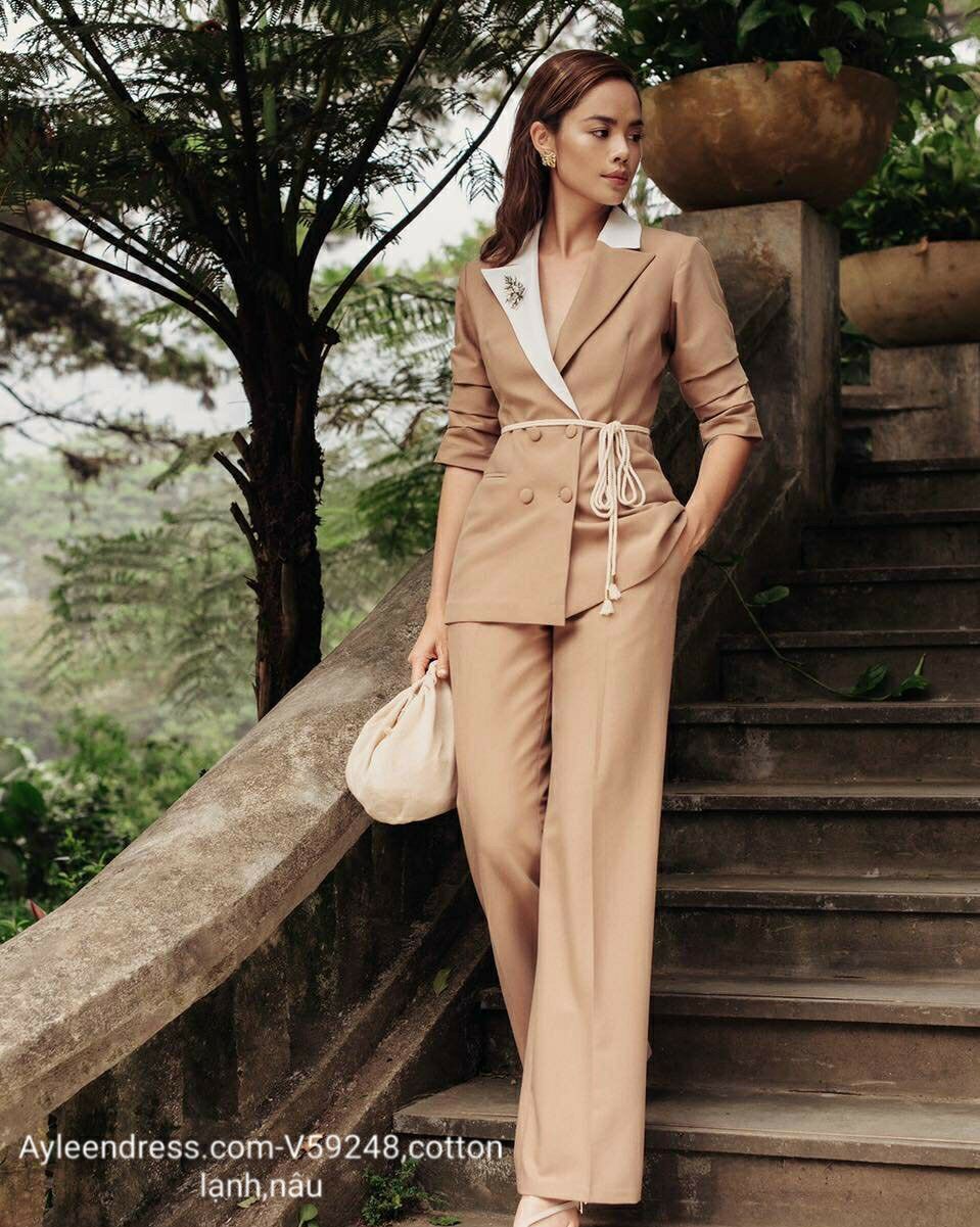 Vest doanh nhân 4 nút sang trọng