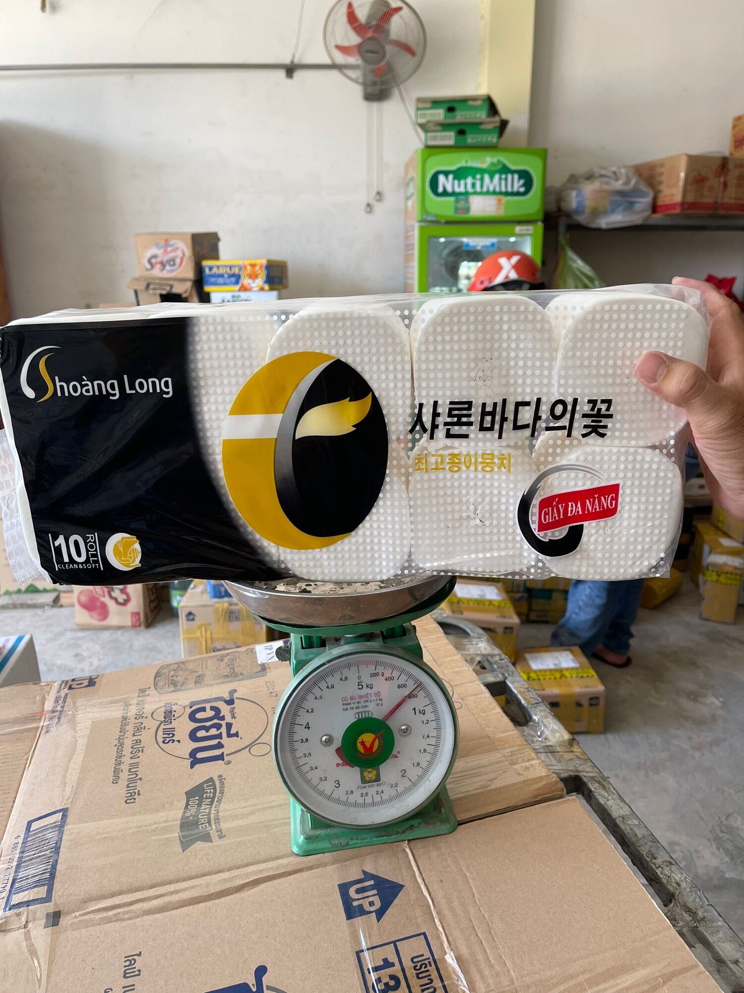 [Hàng Loại 1] Giấy vệ sinh Hàn Quốc không lõi Hoàng Long (2 lớp)
