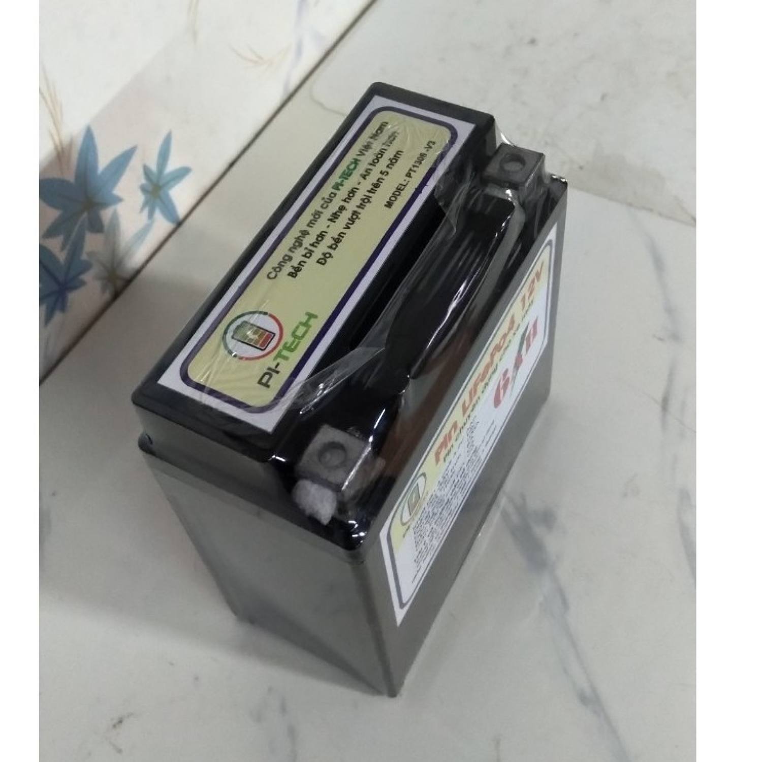 ẮC QUY - PIN LITHIUM THÔNG MINH PI-TECH V4 ( Khởi động xe máy- DREM)