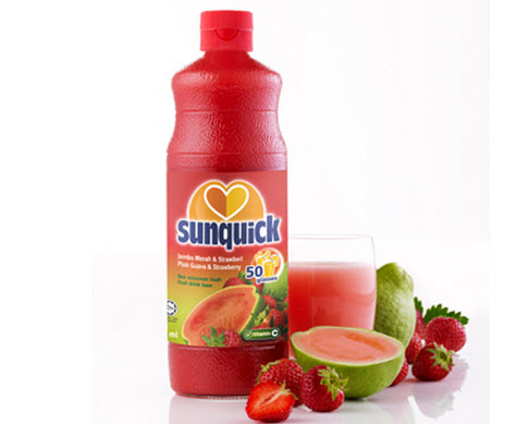 SUNQUICK NƯỚC ÉP TRÁI CÂY VỊ ỔI VÀ DÂU 700ML