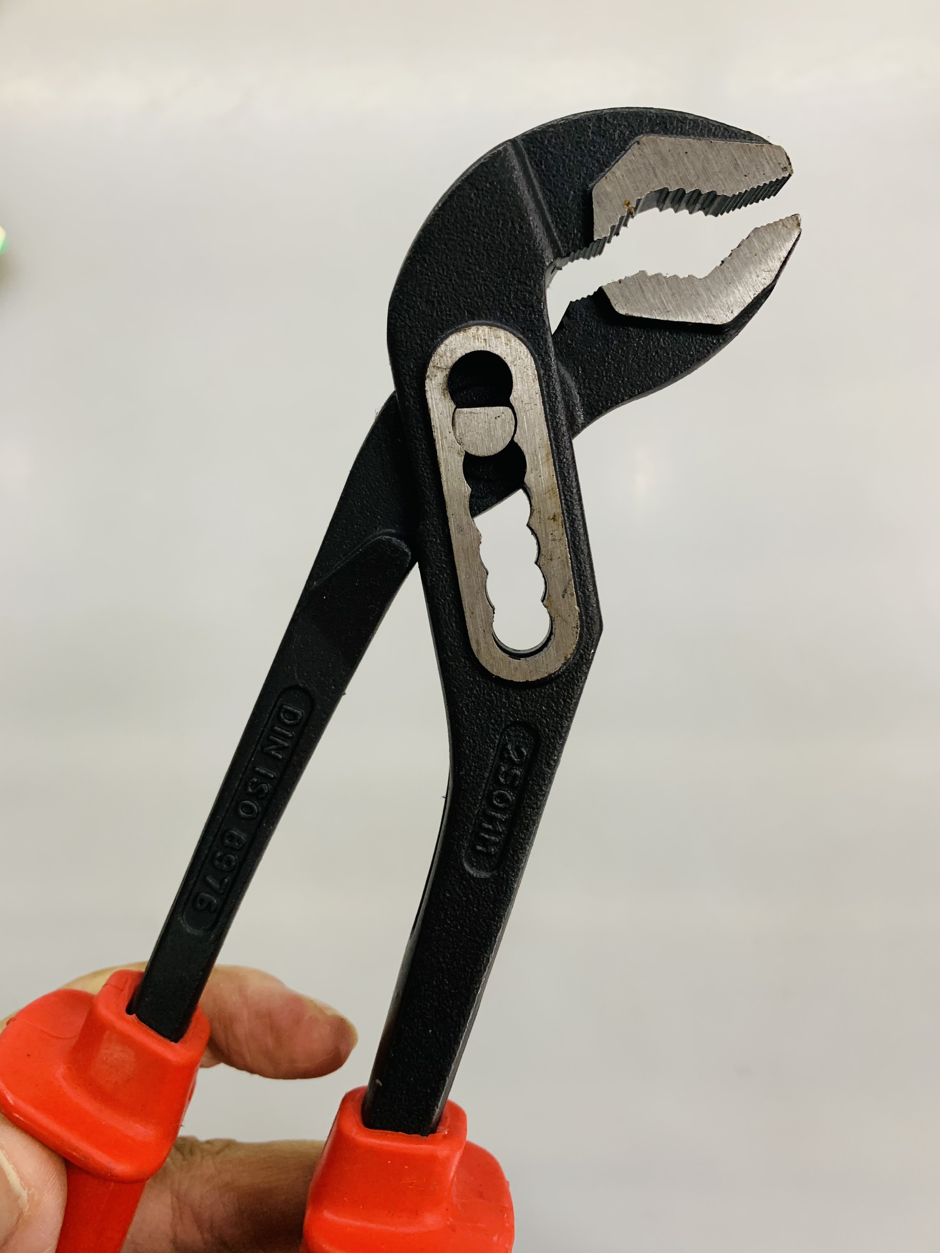 Kìm mỏ quạ đen 250mm - Hàng nội