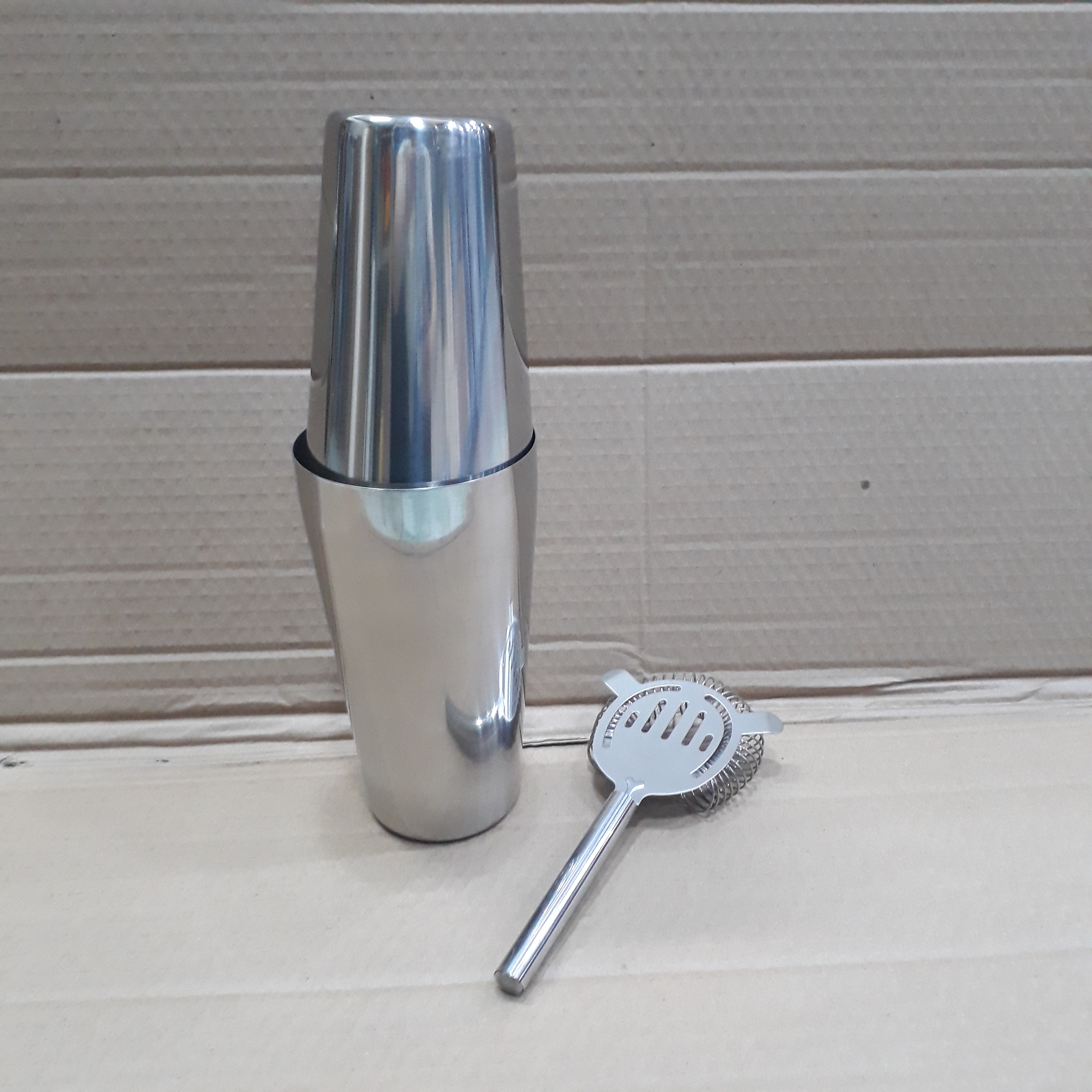 Combo shaker 2 mảnh và chặn đá nhỏ