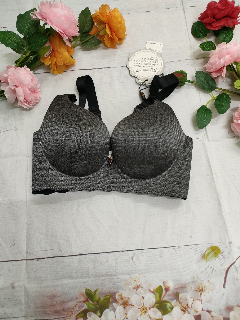 ÁO NGỰC SU TRƠN SIÊU NÂNG 6P (FOM NHỎ)