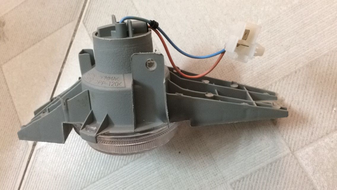 Đèn xi nhan cản trước Daihatsu Terios