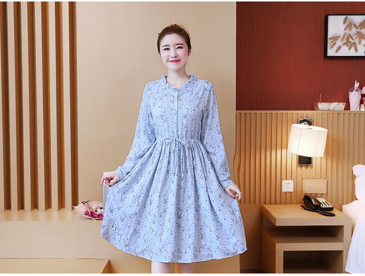 Đầm bầu đẹp hoa nhí