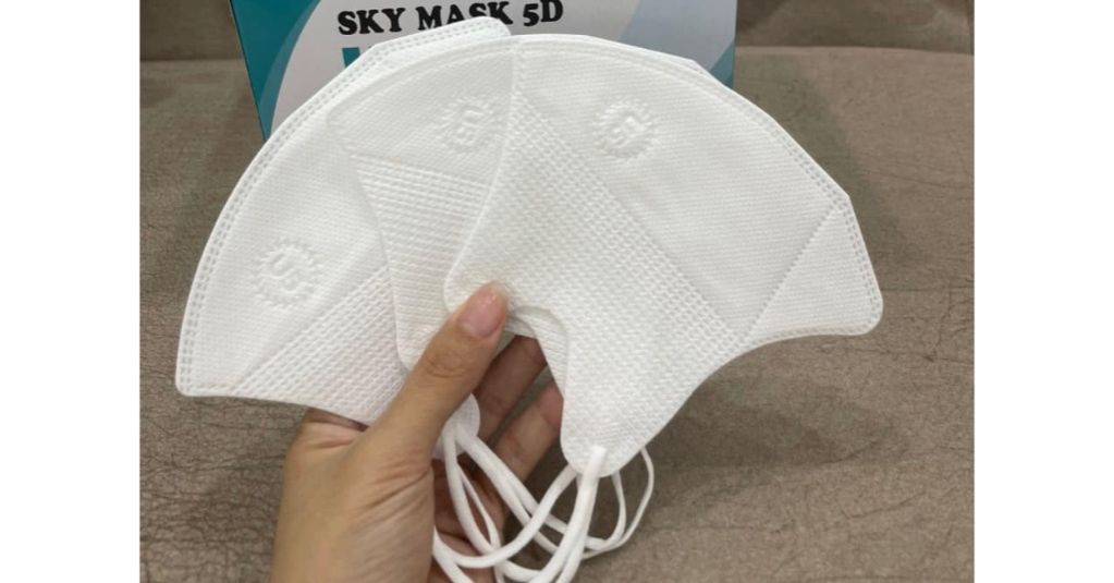 Set 200 chiếc khẩu trang 5d người lớn (màu trắng)