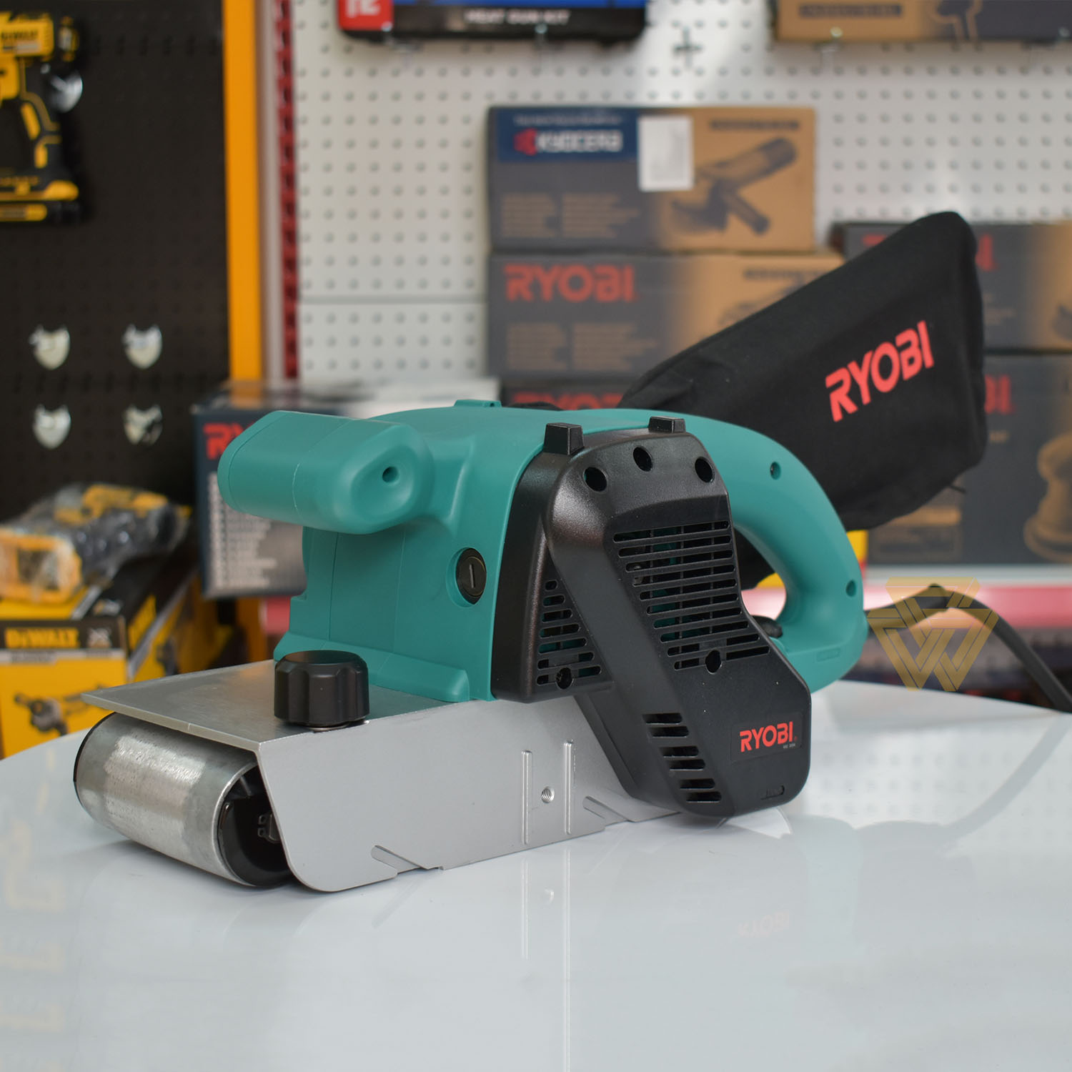 [Trả góp 0%]Máy Chà Nhám Tăng 1150W Ryobi BE-4240