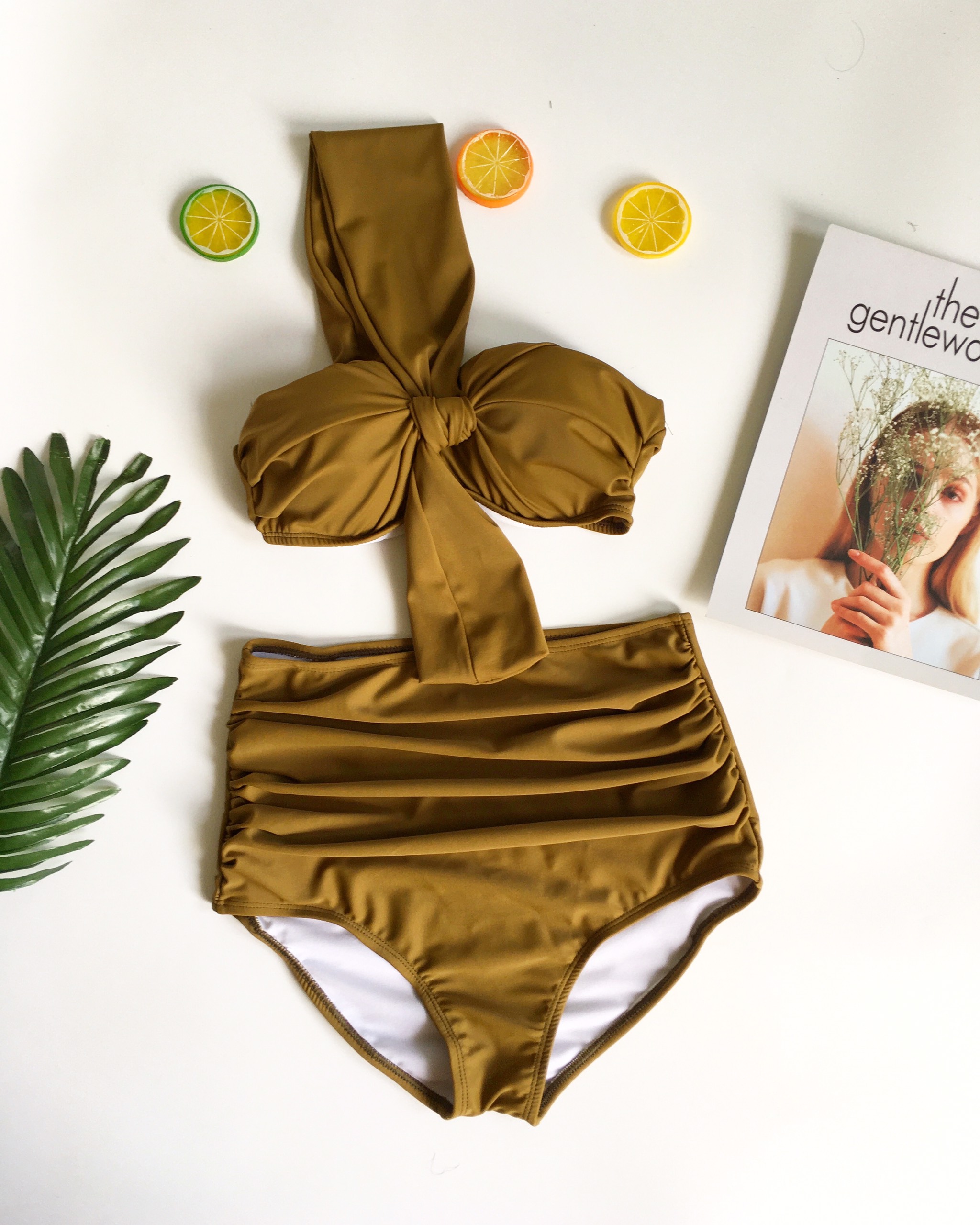 Bikini lệch vai màu trà