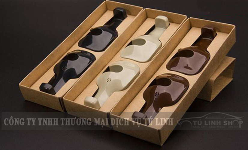 02 móc treo đồ gài ghế trên ô tô đen kem