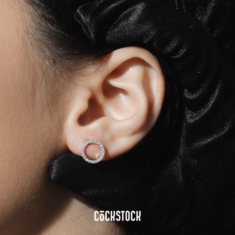 Round Minimal Blink Earring ( Giá 1 Chiếc )