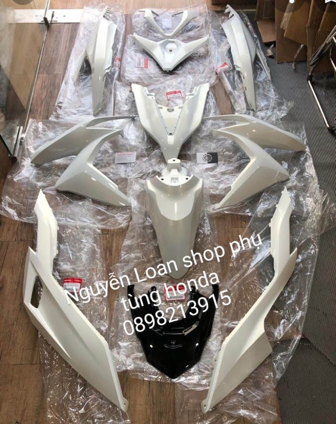 [Trả góp 0%] DÀN ÁO CLICK 150 ĐỜI 2019 MÀU TRẮNG