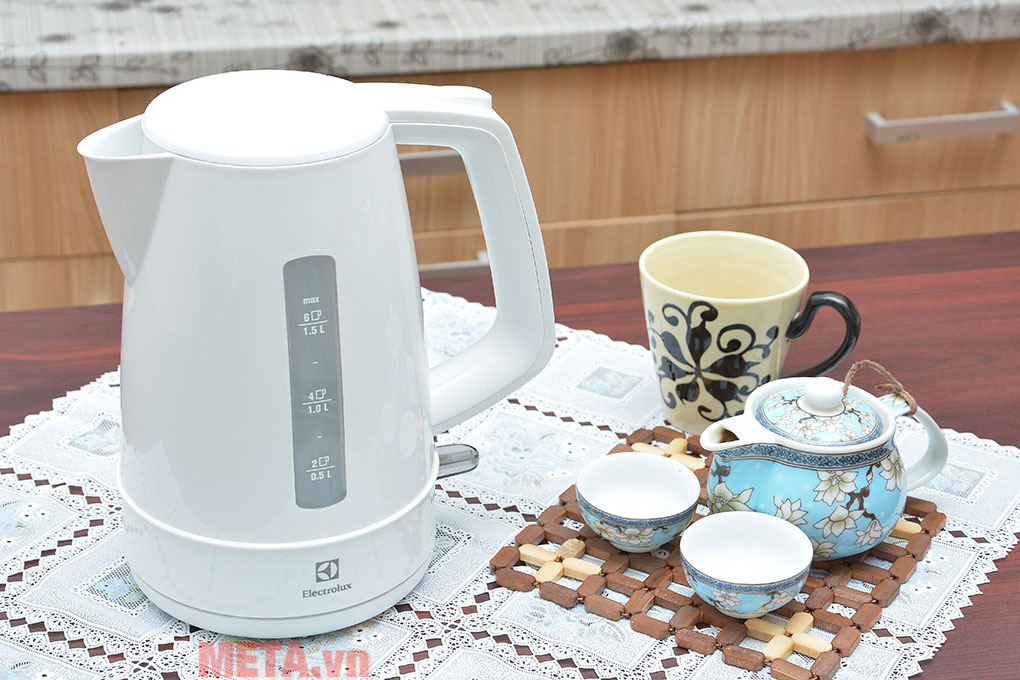 Bình siêu tốc Electrolux 1.5 lít EEK1303W
