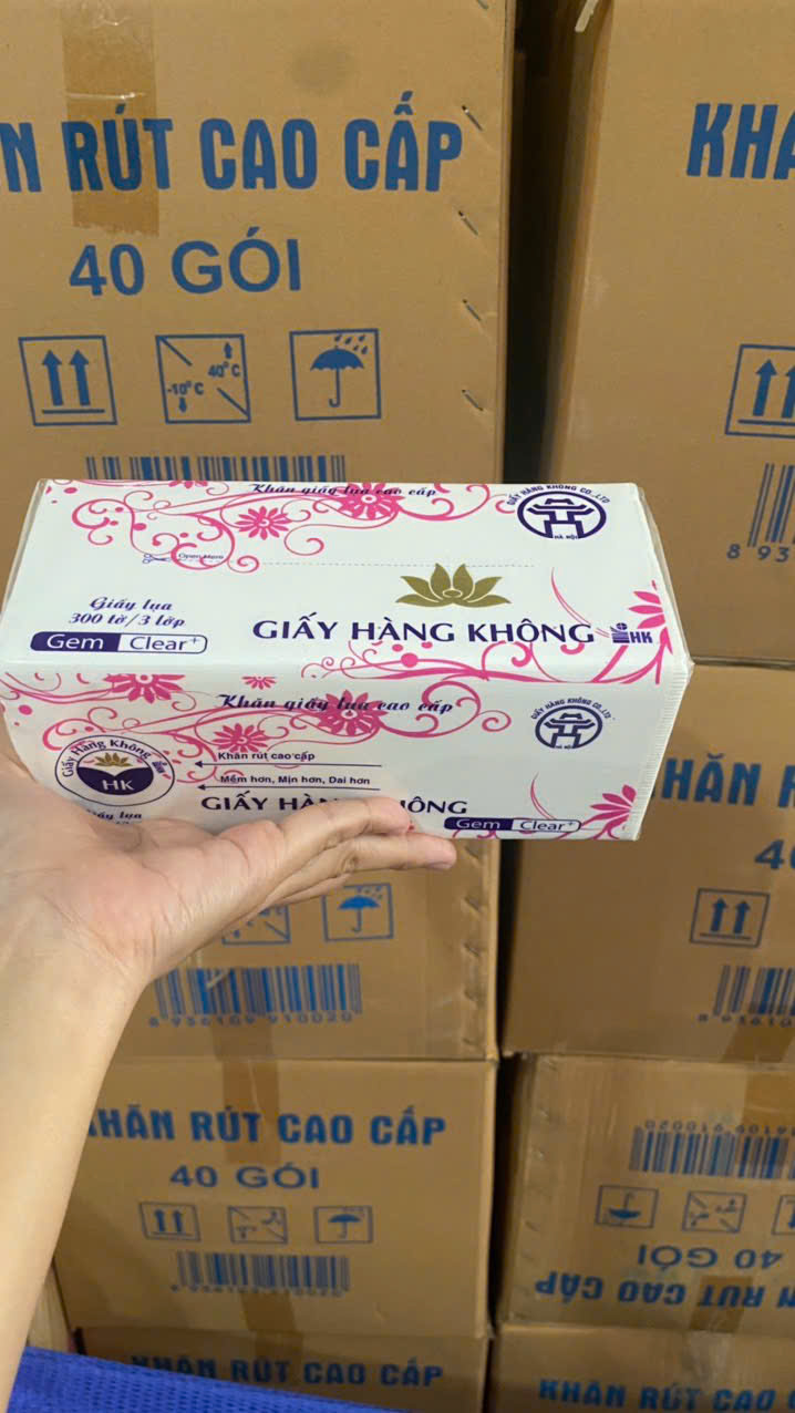 GIẤY RÚT LỤA HK 300 TỜ 3 LỚP 250GRAM