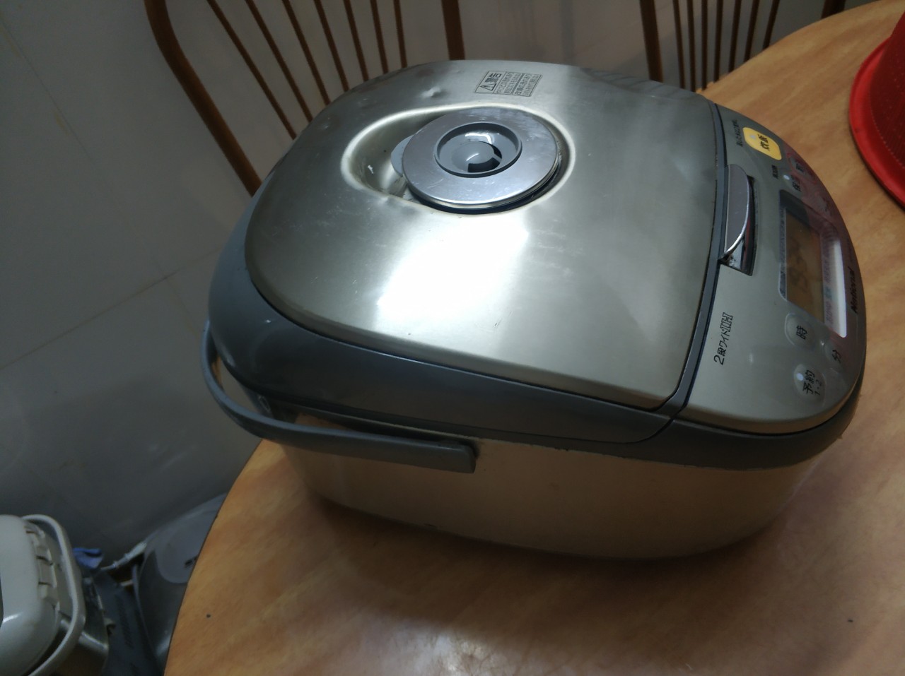 Nồi cơm điện cao tần National 1L nhật bãi