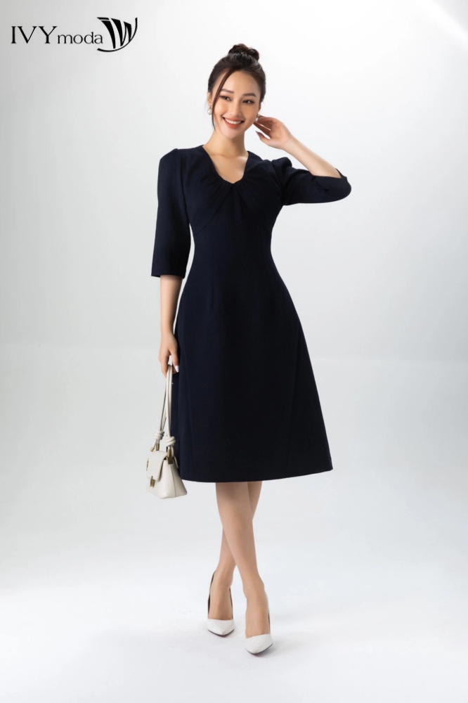 [ Nhập mã LAZSOCIAL10 - Giảm 20% tối đa 99K đơn 199K ] Đầm lụa dáng chữ A IVY moda MS 48B9021