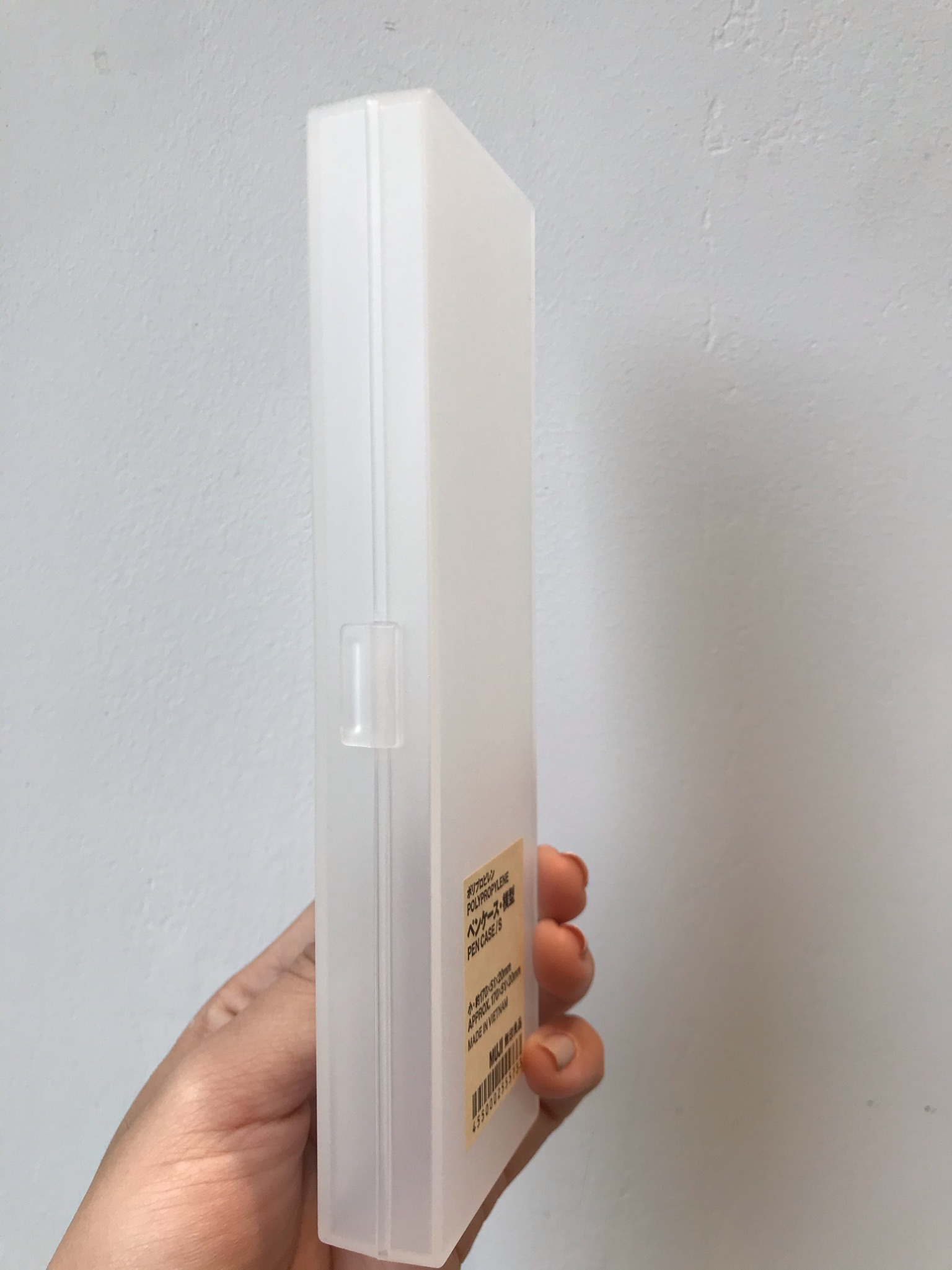 HỘP BÚT NHỰA MUJI 2 SIZE