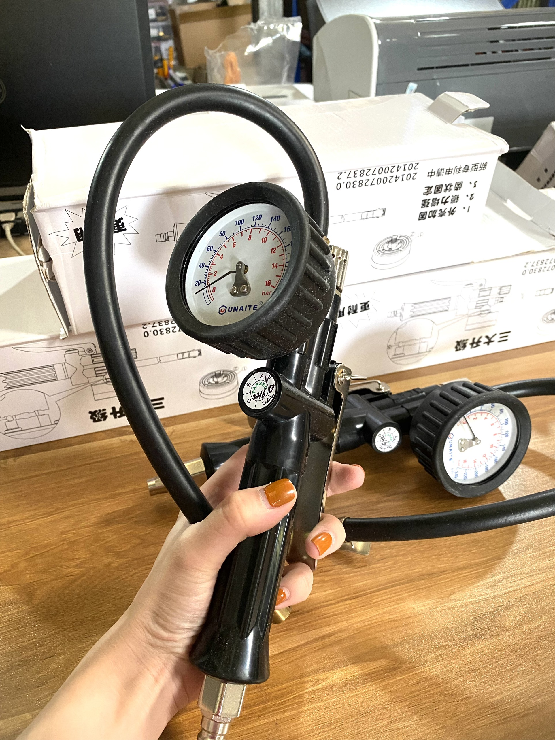 ( HÀNG CHÍNH HÃNG ) Đồng hồ bơm lốp hàng siêu cấp