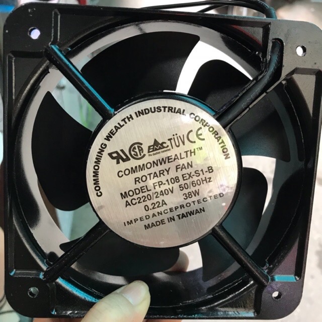 Quạt tản nhiệt 220v kt 15x15cm