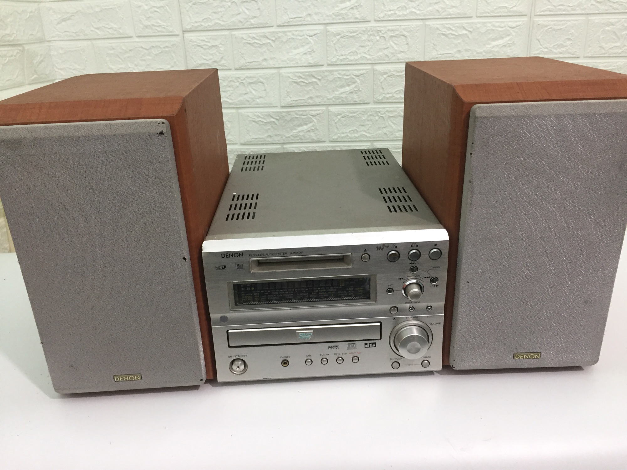 Dàn DeNon ms5dvd