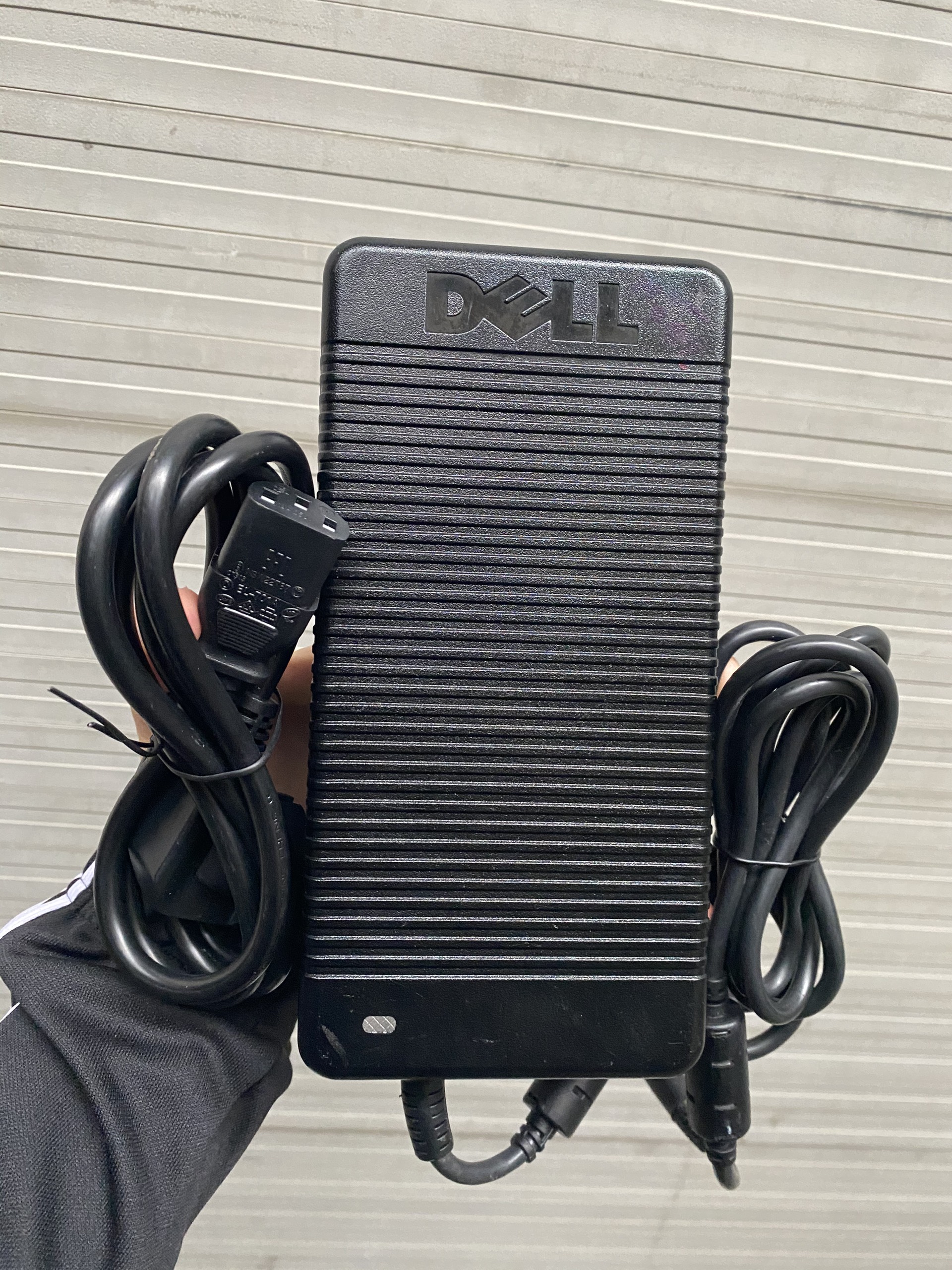 Sạc laptop Dell 19.5V-10.8A bản gốc