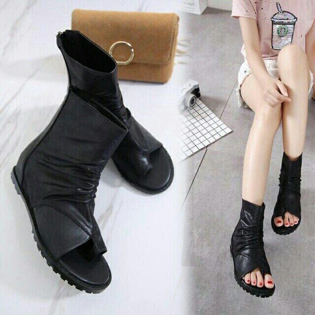 Bốt xỏ ngón siêu đep.GIÀY LINH LINH